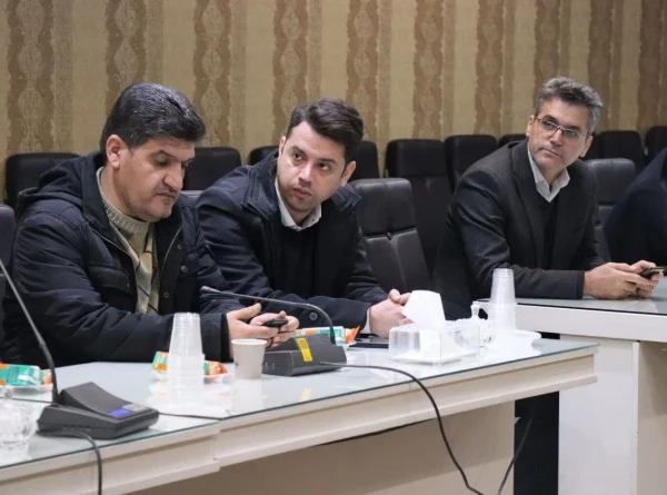 اولین پیش نشست مدرسه جامع توسعه صلاحیت های حرفه ای تدریس به میزبانی دانشگاه فرهنگیان استان اصفهان   4