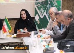 اولین پیش نشست مدرسه جامع توسعه صلاحیت های حرفه ای تدریس به میزبانی دانشگاه فرهنگیان استان اصفهان   6