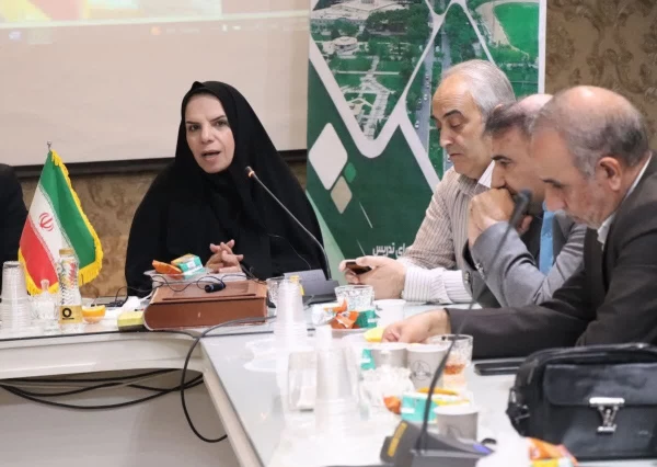 اولین پیش نشست مدرسه جامع توسعه صلاحیت های حرفه ای تدریس به میزبانی دانشگاه فرهنگیان استان اصفهان   6