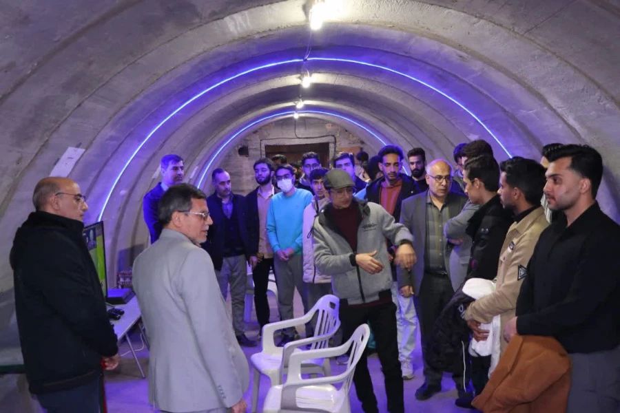 افتتاحیه اتاق تندرسی و مرکز بازی های رایانه ای در پردیس شهید باهنر اصفهان 4