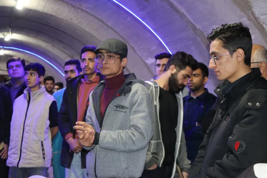 افتتاحیه اتاق تندرسی و مرکز بازی های رایانه ای در پردیس شهید باهنر اصفهان 5