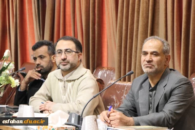 کانون خدمات رضوی 

افتتاح دفتر کانون خدمات رضوی در پردیس شهید باهنر دانشگاه فرهنگیان اصفهان   