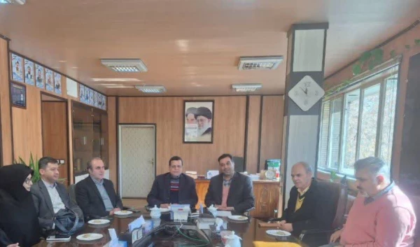 نشست صمیمی بین مسئولان دانشگاه فرهنگیان استان اصفهان و مسئولان اداره کل آموزش و پرورش استان اصفهان 3