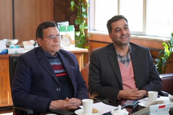 نشست صمیمی بین مسئولان دانشگاه فرهنگیان استان اصفهان و مسئولان اداره کل آموزش و پرورش استان اصفهان 5