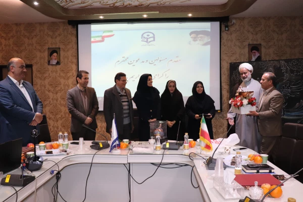 مراسم تکریم و معارفه سرپرست پردیس فاطمه الزهرا(س) 4