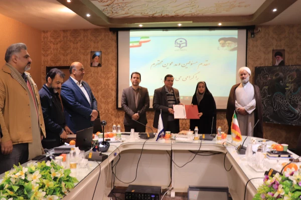 مراسم تکریم و معارفه سرپرست پردیس فاطمه الزهرا(س) 7