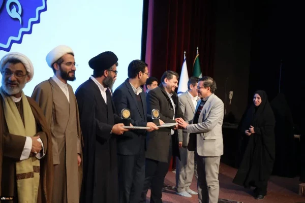 تقدیر از مقام آوران پژوهشی در سیزدهمین جشنواره ملی پژوهش و فناوری دانشگاه فرهنگیان  9