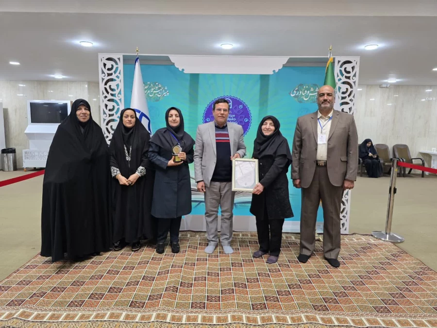 تقدیر از مقام آوران پژوهشی در سیزدهمین جشنواره ملی پژوهش و فناوری دانشگاه فرهنگیان  12