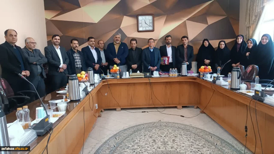 مراسم تکریم و معارفه معاون مرکز شهید رجایی اصفهان 5