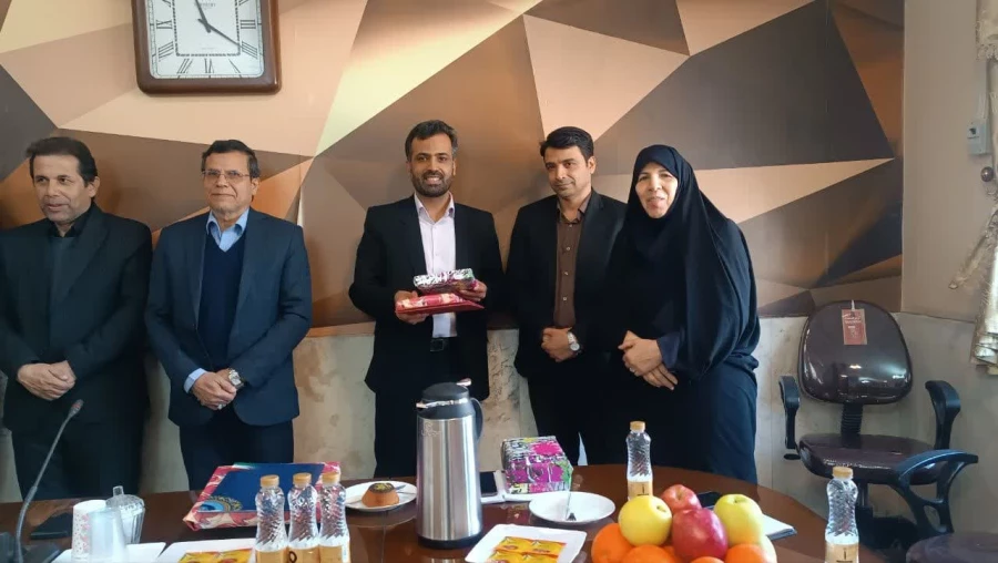 مراسم تکریم و معارفه معاون مرکز شهید رجایی اصفهان 3