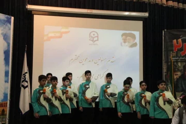 برگزاری افتتاحیه دوره توانمندسازی دبیران کانون های گردشگری و یاریگر 2 9