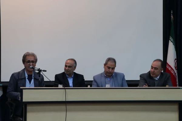  برگزاری میزگرد تجارت تربیتی و کاهش آسیب های اجتماعی 3