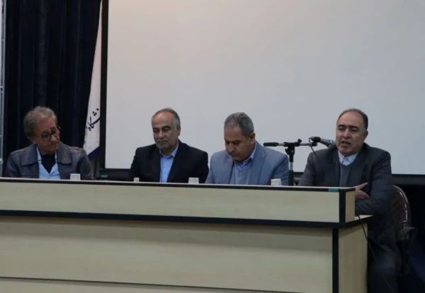  برگزاری میزگرد تجارت تربیتی و کاهش آسیب های اجتماعی 6