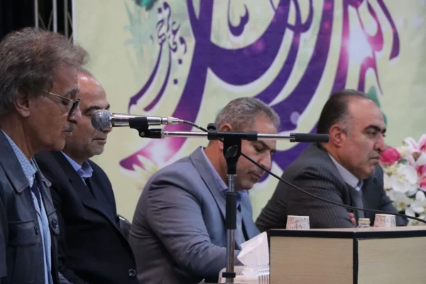  برگزاری میزگرد تجارت تربیتی و کاهش آسیب های اجتماعی 8