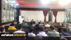 نشست پرسش و پاسخ با حضور علی اکبر کجباف، ریاست دانشگاه فرهنگیان استان اصفهان و علی اصغر حمزه، مسئول نهاد نمایندگی مقام معظم رهبری در محل اقامت دانشجو معلمان 2