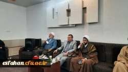 نشست پرسش و پاسخ با حضور علی اکبر کجباف، ریاست دانشگاه فرهنگیان استان اصفهان و علی اصغر حمزه، مسئول نهاد نمایندگی مقام معظم رهبری در محل اقامت دانشجو معلمان 3