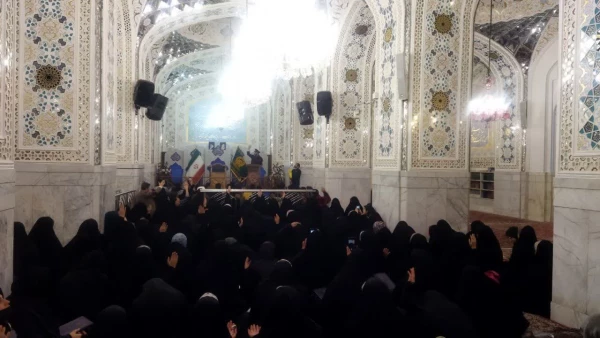 دانشجویان در دارالهدایه حرم مطهر شاه خراسان 4