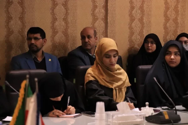 بازدید حمیدرضا ابراهیمی، معاون فرهنگی تربیتی دانشگاه فرهنگیان از برگزاری کارگاه های آموزشی در جشنواره رویش، رسش، حرکت 4