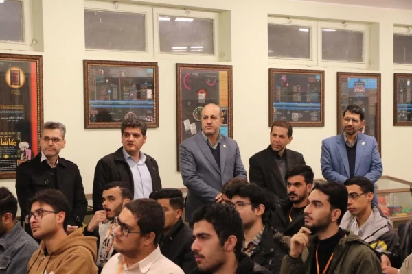 بازدید حمیدرضا ابراهیمی، معاون فرهنگی تربیتی دانشگاه فرهنگیان از برگزاری کارگاه های آموزشی در جشنواره رویش، رسش، حرکت 2