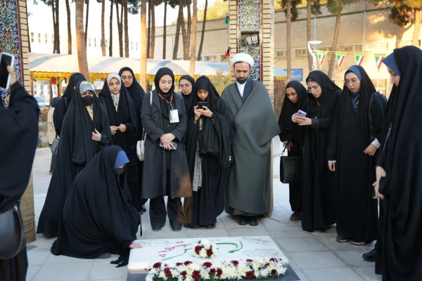 مراسم افتتاحیه جشنواره رویش، رسش، حرکت 13