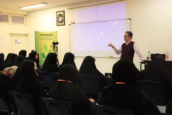 برگزاری کارگاه های آموزشی
جشنواره رویش، رسش، حرکت
 6