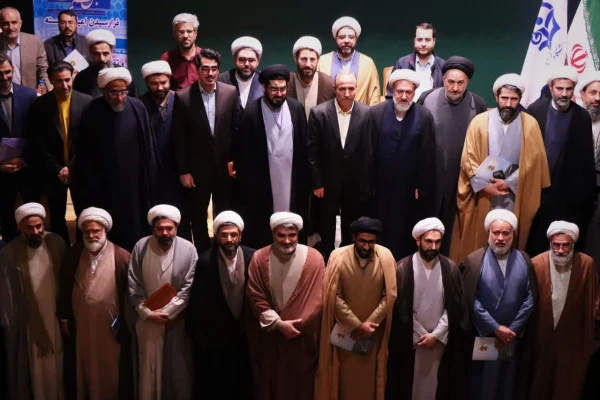 عنوان دفتر برتر، پیشرو و نمونه در بین دفاتر نهاد دانشگاه های فرهنگیان سراسر کشور را به دفتر مقام معظم رهبری در دانشگاه فرهنگیان استان اصفهان تبریک و تهنیت عرض می نماییم. 2