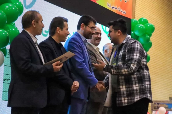 برگزاری اختتامیه نهمین دوره جشنواره احتماعی دانشحویان دانشگاه فرهنگیان 9