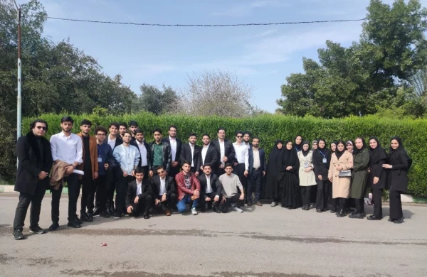 در رقابت های ملی جشنواره سرود و هنرهای نمایشی دانشگاه های فرهنگیان سراسر کشور به میزبانی شهرستان دزفول 3