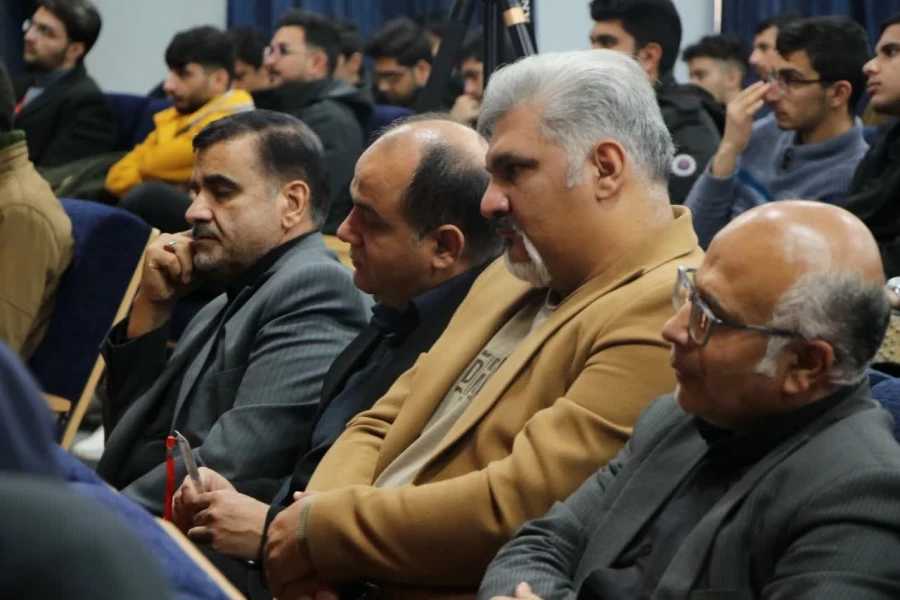 گزارش تصویری از آغاز چهارمین همایش آموزش علوم تجربی در اصفهان  10