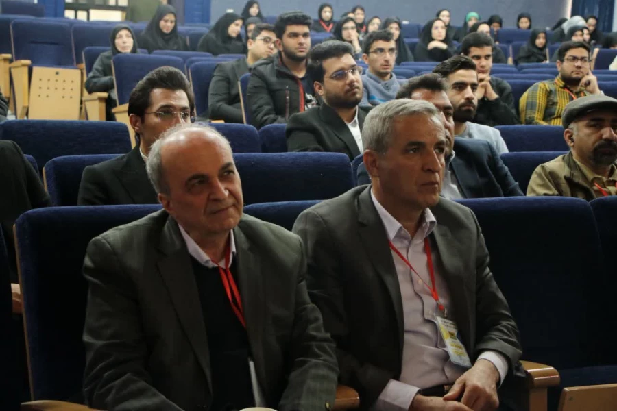 گزارش تصویری از آغاز چهارمین همایش آموزش علوم تجربی در اصفهان  15