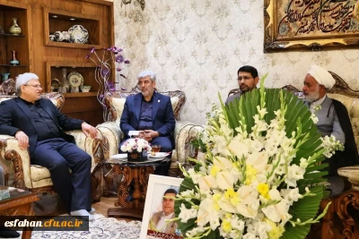 داغی که بر پیکر دانشگاه فرهنگیان ماندگار است...

حضور رجبعلی برزویی، رئیس دانشگاه فرهنگیان، حمید رضا ابراهیمی، معاونت فرهنگی و تربیتی دانشگاه فرهنگیان، هادی مولوی دوست، مدیر کل حوزه ریاست و روابط عمومی دانشگاه فرهنگیان و ...