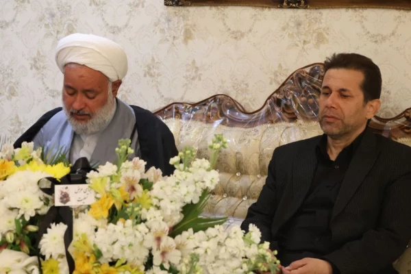 حضور رجبعلی برزویی، رئیس دانشگاه فرهنگیان، حمید رضا ابراهیمی، معاونت فرهنگی و تربیتی دانشگاه فرهنگیان، هادی مولوی دوست، مدیر کل حوزه ریاست و روابط عمومی دانشگاه فرهنگیان و ... 5