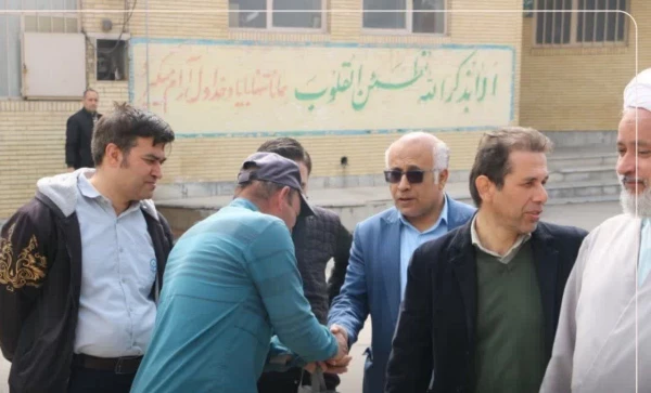 کاشت نهال در دانشگاه فرهنگیان پردیس شهید باهنر اصفهان به مناسبت روز درختکاری  9