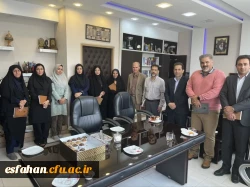 دیدار صمیمانه و چهره به چهره ی سرپرست دانشگاه فرهنگیان استان اصفهان با مسئولین پردیس ها، مراکز، مدیران گروه و کارکنان مدیریت استان 5