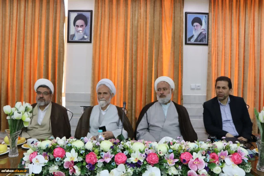 نقش  و اهمیت و جایگاه معلمان در اصلاح جامعه توسط رئیس نهاد مقام معظم رهبری در دانشگاه فرهنگیان استان اصفهان  2