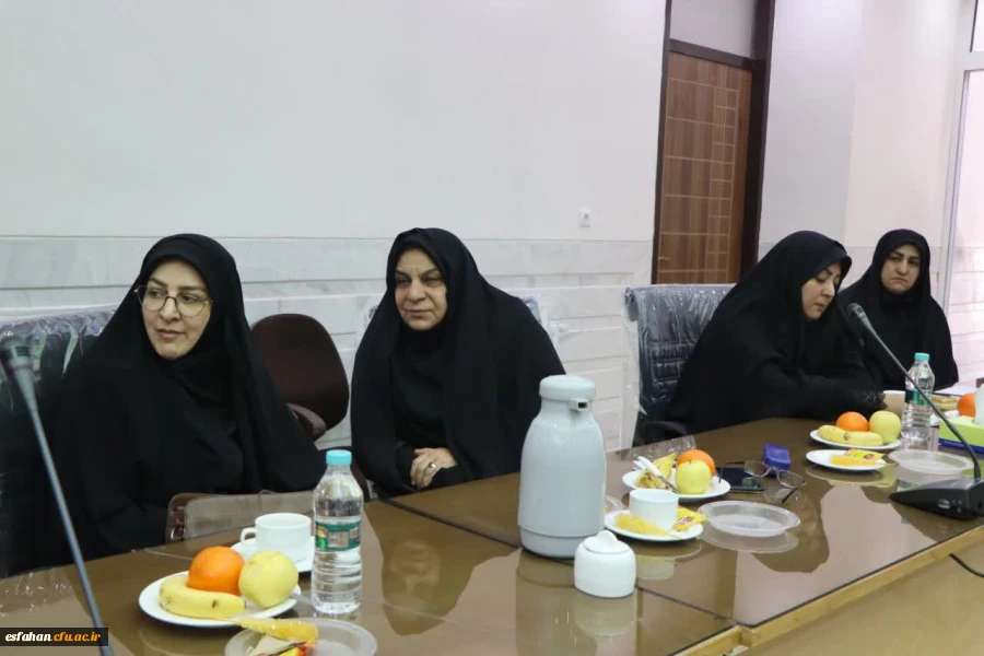 نقش  و اهمیت و جایگاه معلمان در اصلاح جامعه توسط رئیس نهاد مقام معظم رهبری در دانشگاه فرهنگیان استان اصفهان  9