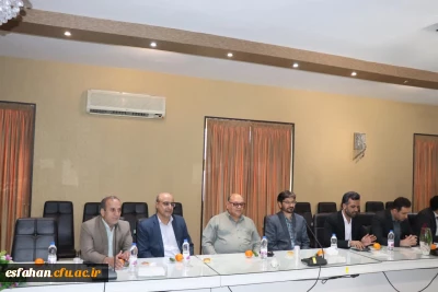 جلسه تکریم از همکاران بازنشسته دانشگاه فرهنگیان استان اصفهان و معرفی همکاران جدید حوزه های حراست و پژوهش و فناوری پردیس فاطمه زهرا (س) با حضور مسئولان مدیریت استان اصفهان 
