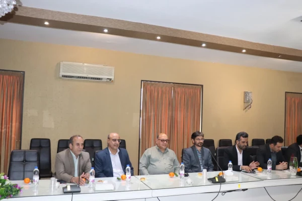 جلسه تکریم از همکاران بازنشسته دانشگاه فرهنگیان استان اصفهان و معرفی همکاران جدید حوزه های حراست و پژوهش و فناوری پردیس فاطمه زهرا (س) با حضور مسئولان مدیریت استان اصفهان  2