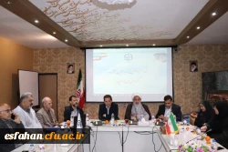 جلسه تکریم از همکاران بازنشسته دانشگاه فرهنگیان استان اصفهان و معرفی همکاران جدید حوزه های حراست و پژوهش و فناوری پردیس فاطمه زهرا (س) با حضور مسئولان مدیریت استان اصفهان  3