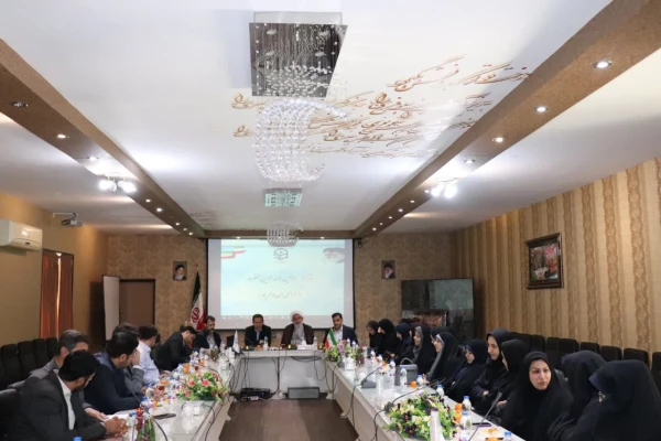 جلسه تکریم از همکاران بازنشسته دانشگاه فرهنگیان استان اصفهان و معرفی همکاران جدید حوزه های حراست و پژوهش و فناوری پردیس فاطمه زهرا (س) با حضور مسئولان مدیریت استان اصفهان  4