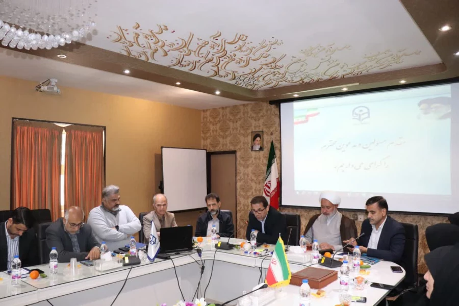 جلسه تکریم از همکاران بازنشسته دانشگاه فرهنگیان استان اصفهان و معرفی همکاران جدید حوزه های حراست و پژوهش و فناوری پردیس فاطمه زهرا (س) با حضور مسئولان مدیریت استان اصفهان  6