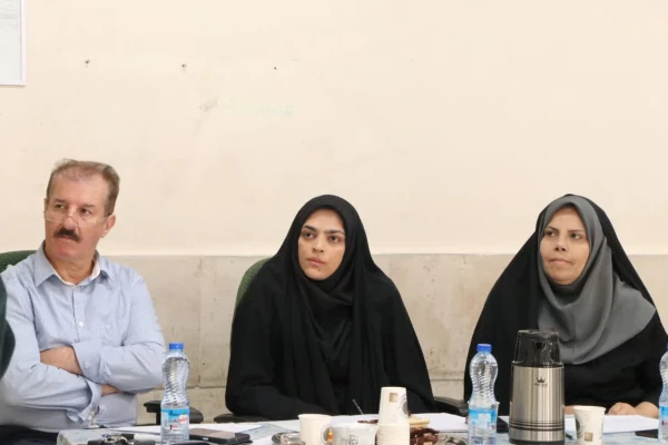 بازدید میدانی سرپرست دانشگاه فرهنگیان استان اصفهان از شروع جشنواره الگوهای برتر تدریس  9