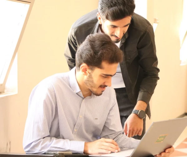 بازدید میدانی سرپرست دانشگاه فرهنگیان استان اصفهان از شروع جشنواره الگوهای برتر تدریس  12