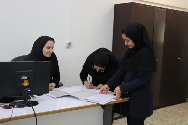 بازدید میدانی سرپرست دانشگاه فرهنگیان استان اصفهان از شروع جشنواره الگوهای برتر تدریس  16