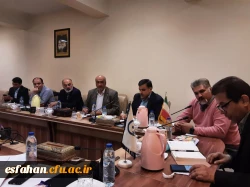 حضور فعال مسئولین در شوراهای فرهنگی و آموزش جهت هماهنگی برنامه های پربار اردیبهشت ماه 5