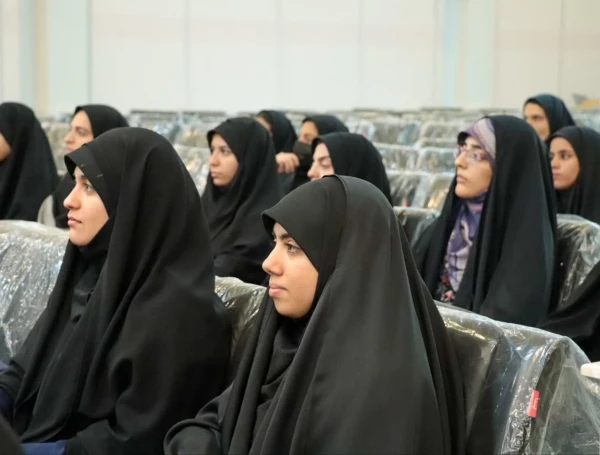 مراسم افتتاحیه دوازدهمین جشنواره تدریس دانشجو معلمان دختر رشته آموزش ابتدایی به میزبانی مرکز امام خمینی(ره) کاشان 6