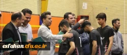 حضور حمیدرضا کاشفی سرپرست دانشگاه فرهنگیان استان اصفهان، همراه با دیگر میهمانان ویژه در مراسم اختتامیه مسابقات رده بندی،فینال و اختتامیه لیگ فوتسال دانشجویی دانشگاه فرهنگیان استان اصفهان 9