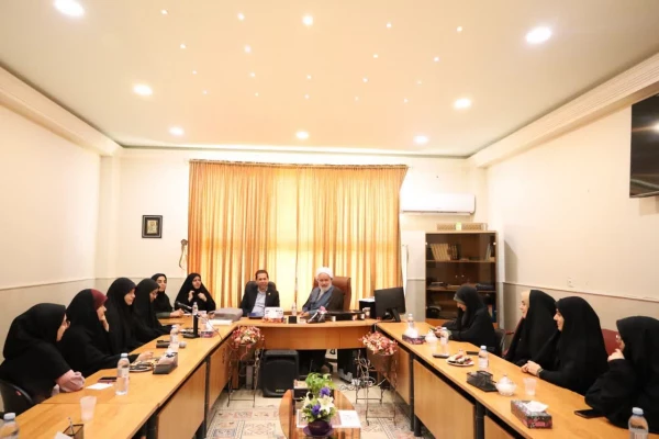 بازدید و مراسم تقدیر از دبیران هیئت دانشجویی مرکز امام خمینی(ره) کاشان 2