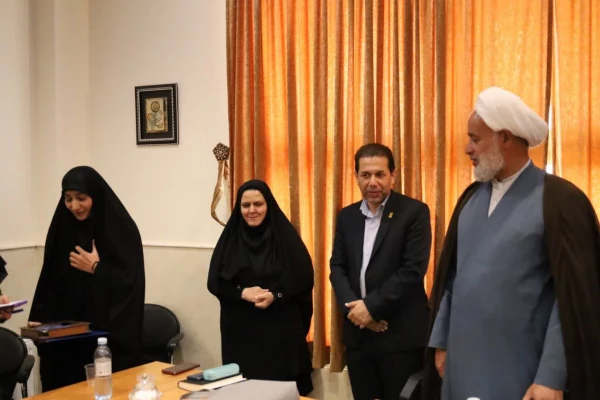 بازدید و مراسم تقدیر از دبیران هیئت دانشجویی مرکز امام خمینی(ره) کاشان 3