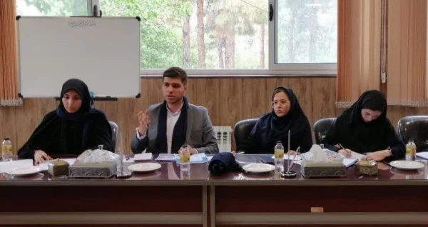 برتری دانشجومعلمان دانشگاه فرهنگیان استان اصفهان در مرحله سوم رقابت های استانی کرسی های آزاد اندیشی دانشگاه اصفهان 3